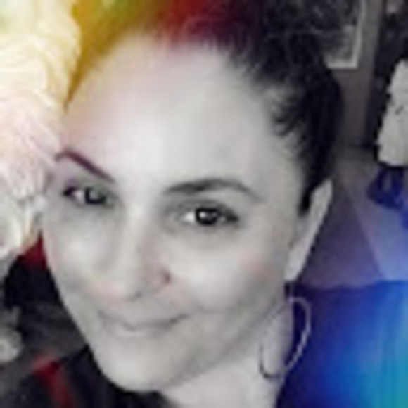 Meet your Posh Ambassador, MacKenzie! - Picture 11 of 15